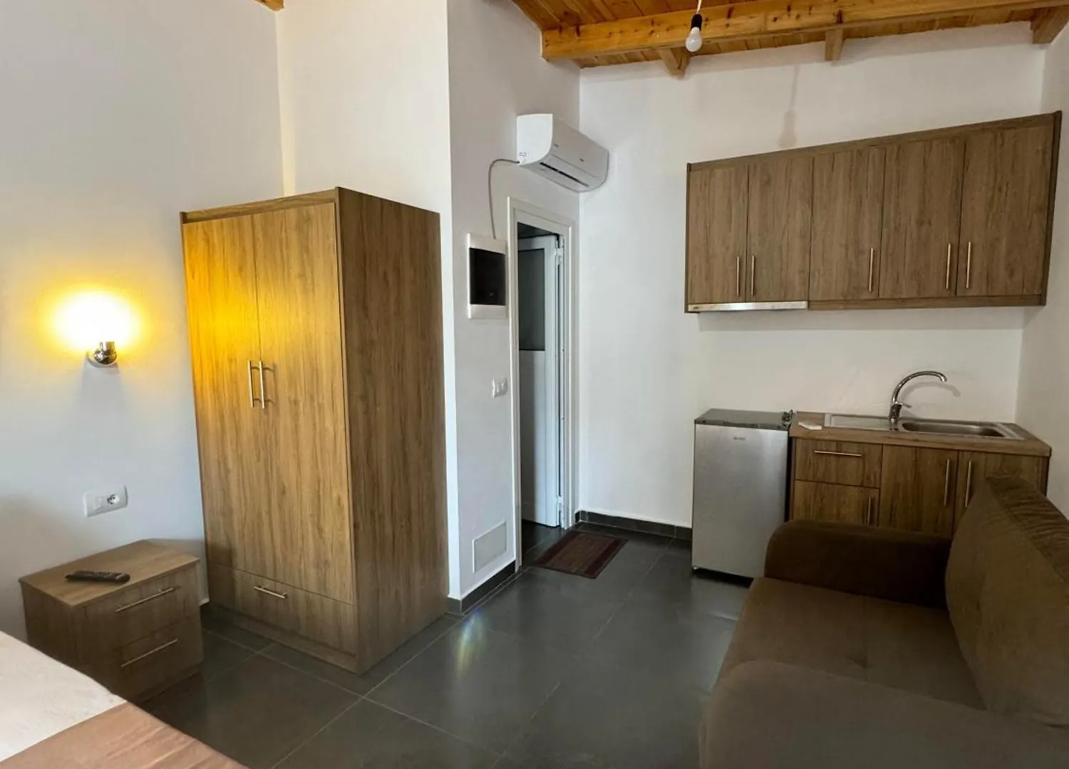 Apartament Tini Ksamil 0*,