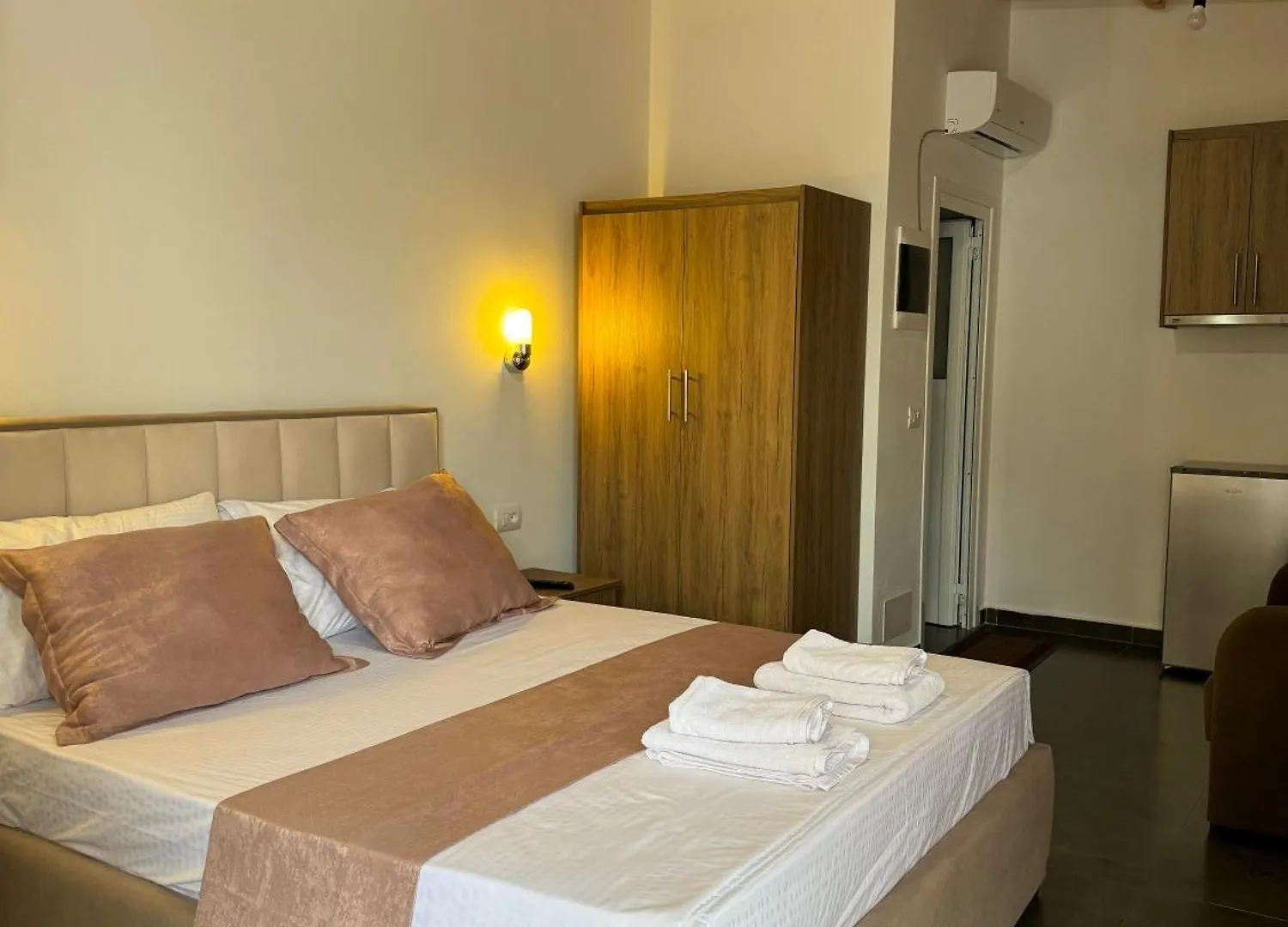 Apartament Tini Ksamil Guest house